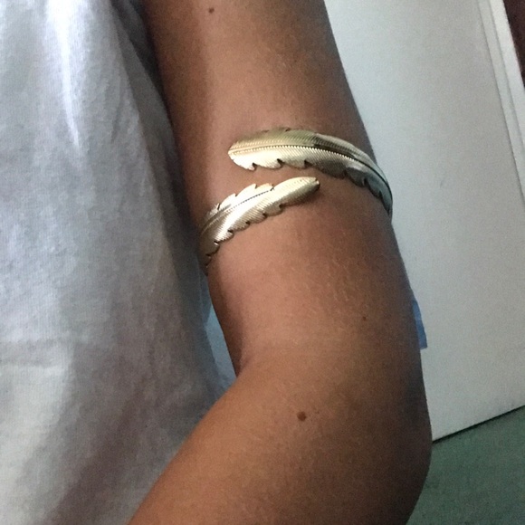 Gold plated bangle/ mid-arm bracelet - Picture 3 of 4
